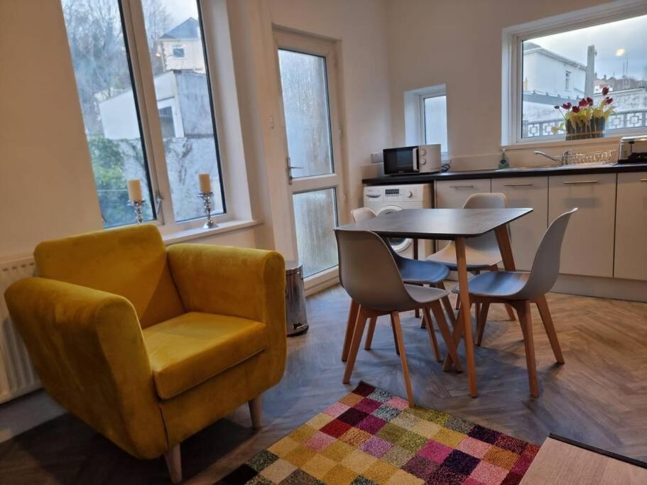 Radiant Accommodation Manor Lane Plymouth Dış mekan fotoğraf